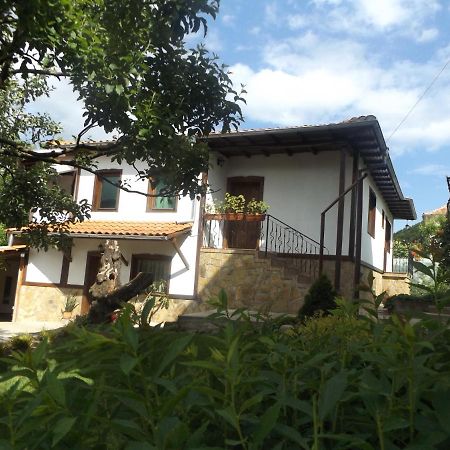 Къща Речен Шепот Hotel Kalofer Kültér fotó